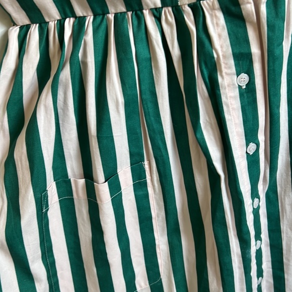 Adorable kelly green and light pink striped sundress with pockets! Like new! - Picture 3 of 7